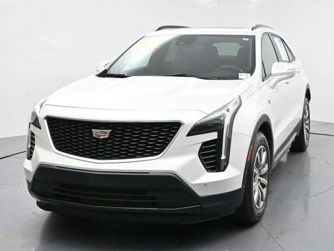 Used 2019 Cadillac XT4 Sport w/ Enhanced Visibility Package image 2