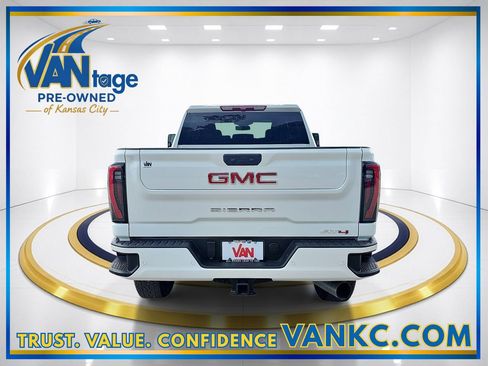 Certified 2026 GMC Sierra 2500 AT4 AWD/4WD image 7