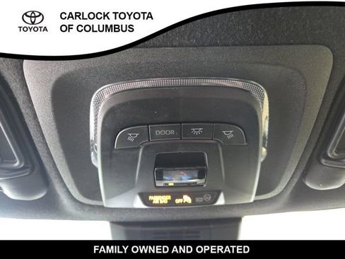 Used 2023 Toyota Corolla SE FWD image 28
