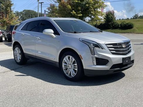 Used 2018 Cadillac XT5 Premium Luxury AWD/4WD image 7