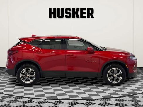 Used 2024 Chevrolet Blazer LT AWD/4WD image 3