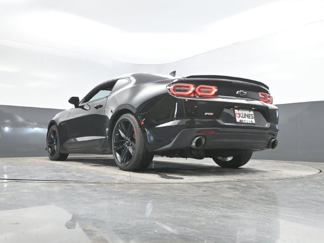 Used 2022 Chevrolet Camaro LT w/ Redline Edition RWD image 43