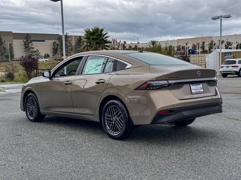New 2026 Nissan Sentra SV image 6