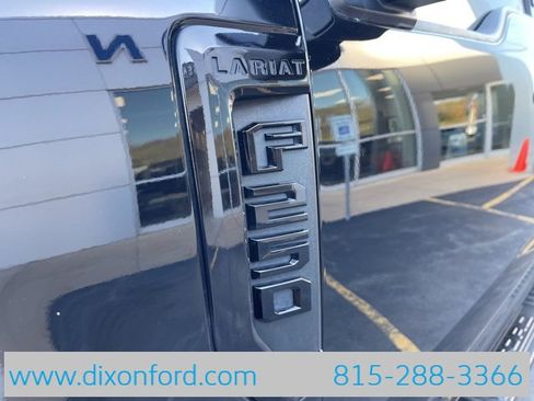 Used 2022 Ford F250 Lariat w/ Black Appearance Package image 28