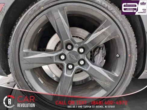 Used 2016 Chevrolet Camaro SS image 15