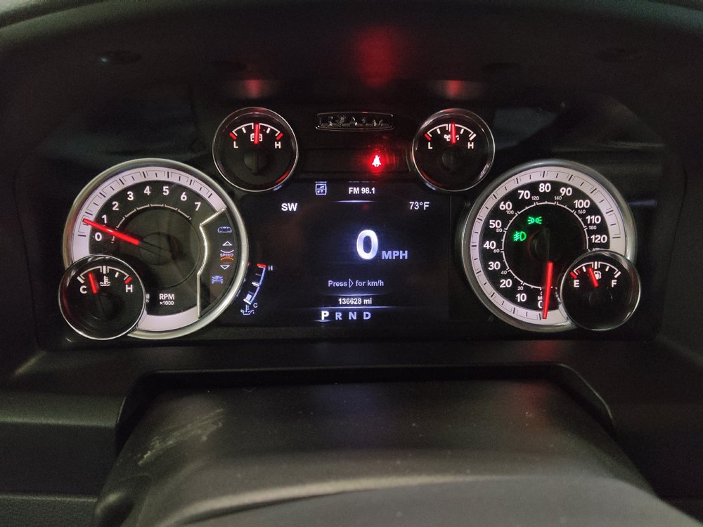 Used 2017 RAM 1500 Big Horn RWD image 23