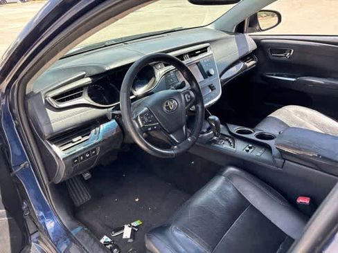 Used 2013 Toyota Avalon Limited FWD image 9