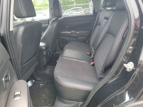 Used 2022 Mitsubishi Outlander Sport SE FWD image 11