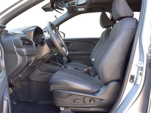 Used 2025 Subaru Forester Premium w/ Convenience Package #1 AWD/4WD image 10