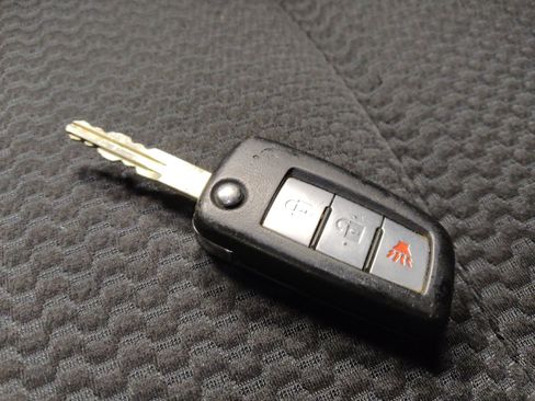Used 2021 Nissan Rogue Sport S FWD image 32