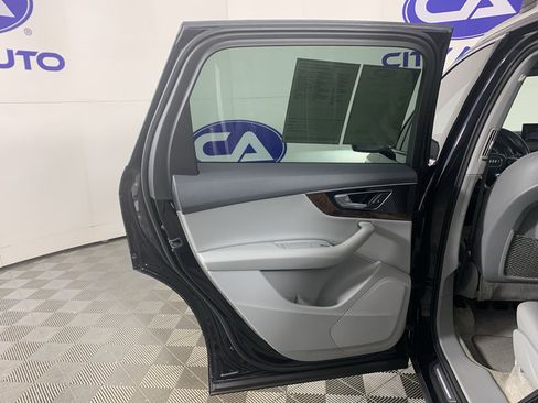 Used 2017 Audi Q7 3.0T Premium Plus image 31