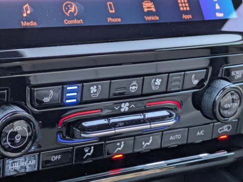 New 2025 Jeep Grand Cherokee Limited image 26