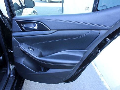 Used 2019 Nissan Maxima 3.5 SV w/ Floor Mat Group image 18
