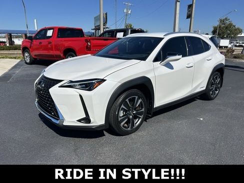 Used 2021 Lexus UX 250h image 3