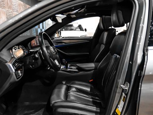 Used 2019 BMW 540i xDrive AWD/4WD image 4