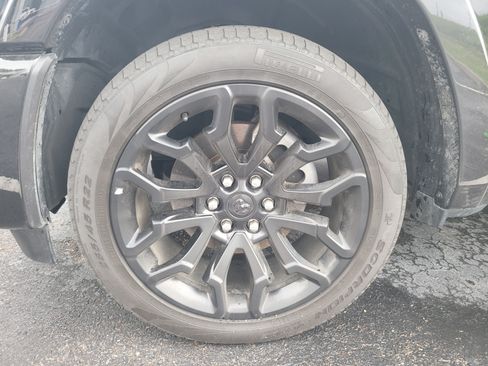 Used 2025 RAM 1500 Limited AWD/4WD image 8