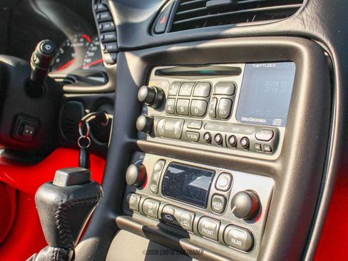 Used 2004 Chevrolet Corvette Convertible w/ Preferred Equipment Group image 40