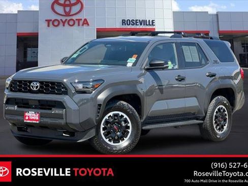 Certified 2025 Toyota 4Runner TRD Off-Road Premium AWD/4WD image 1
