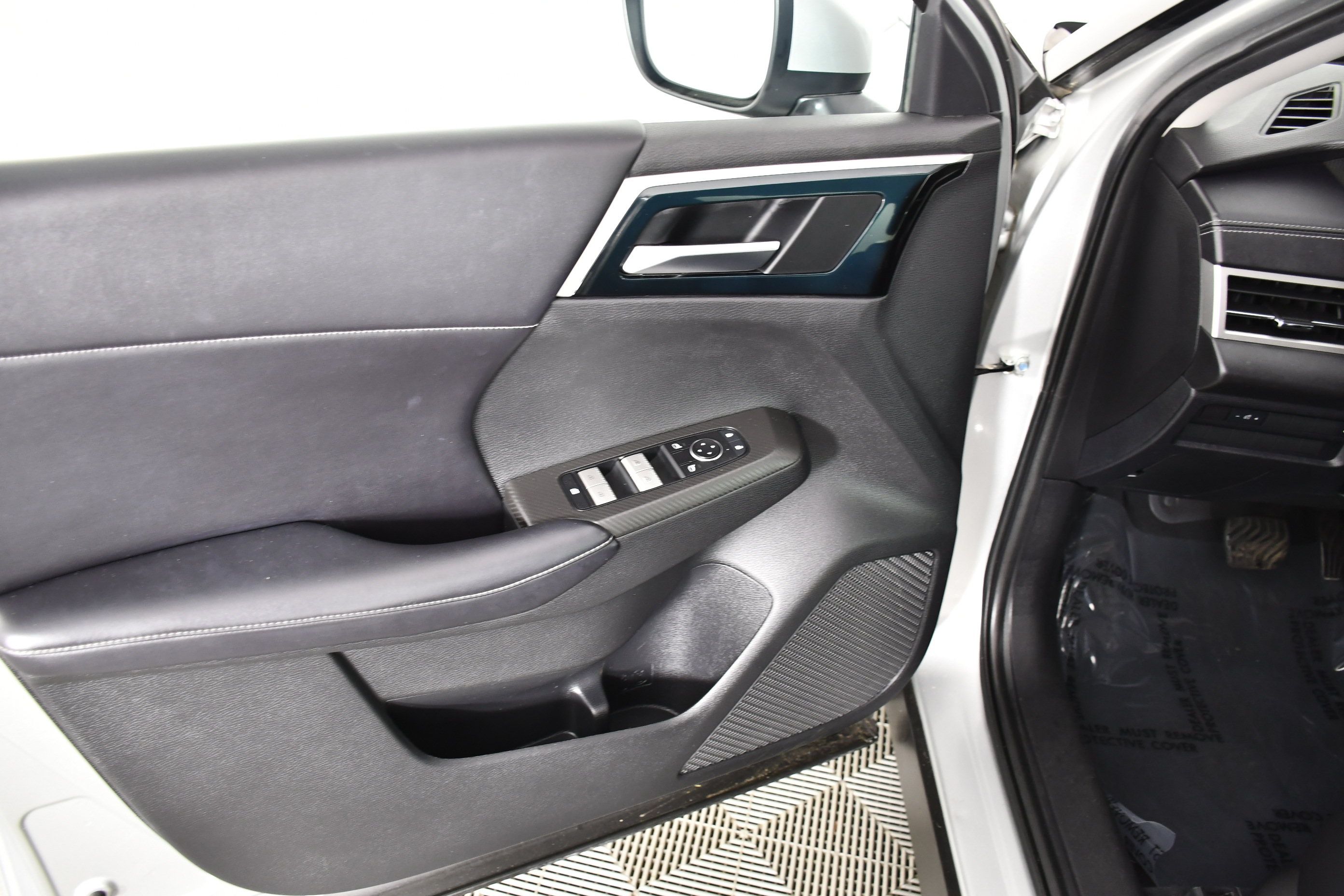Used 2022 Mitsubishi Outlander SE AWD/4WD image 33