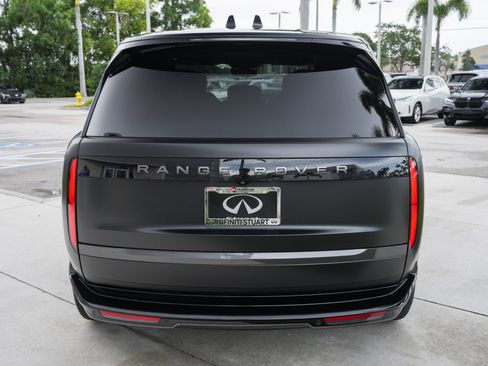 Used 2023 Land Rover Range Rover SE AWD/4WD image 10