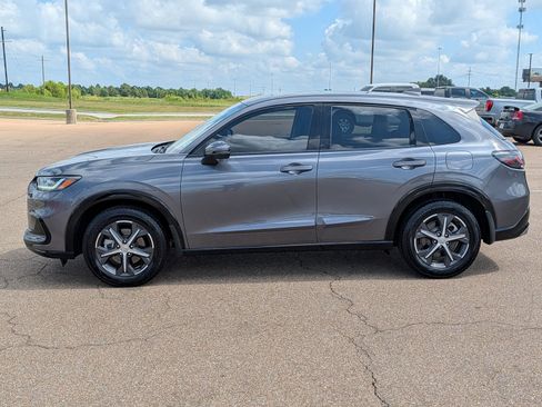 Used 2023 Honda HR-V EX-L image 2