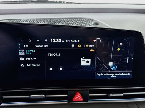 Certified 2025 Hyundai Elantra SEL FWD image 8