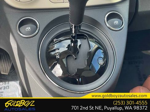 Used 2013 FIAT 500 Lounge w/ Luxury Leather Pkg FWD image 22