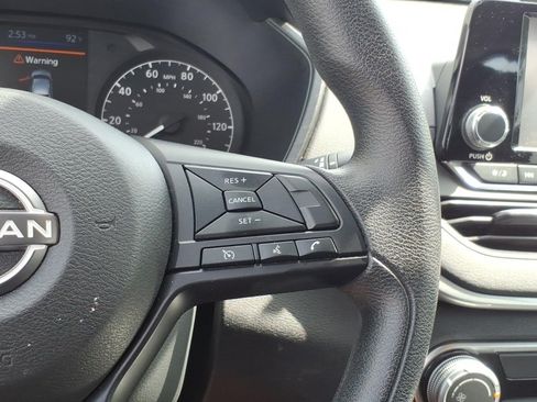 Used 2024 Nissan Altima 2.5 S FWD image 12