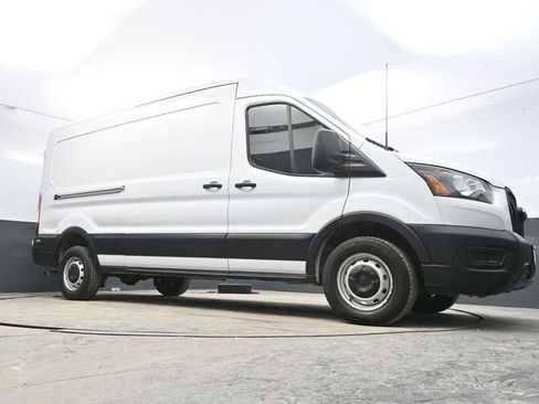 Used 2024 Ford Transit 250 148 Medium Roof image 27