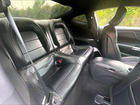 Used 2025 Ford Mustang GT Premium RWD image 35