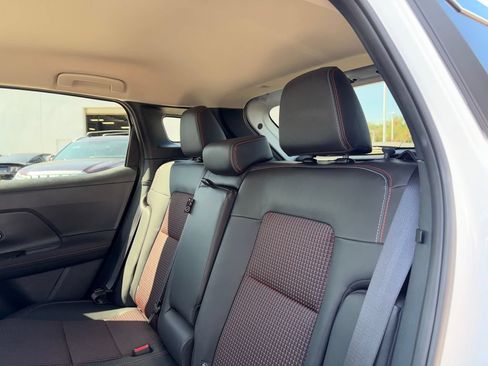 Used 2025 Nissan Kicks SR FWD image 26