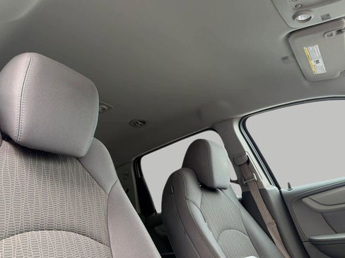 Used 2013 Chevrolet Traverse LS image 20