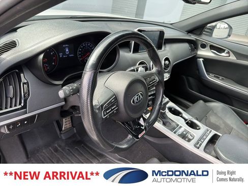 Used 2019 Kia Stinger GT AWD/4WD image 9