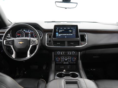 Used 2021 Chevrolet Tahoe Premier w/ Premium Package AWD/4WD image 18