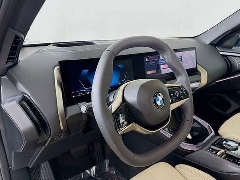 Used 2025 BMW X3 xDrive30i w/ Premium Package image 9