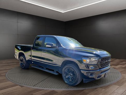 Used 2022 RAM 1500 Big Horn w/ Night Edition AWD/4WD image 2