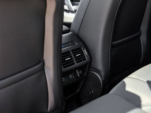 New 2026 Land Rover Discovery Sport Landmark AWD/4WD image 47