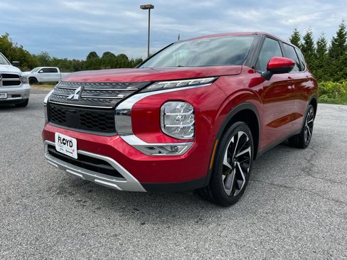 Used 2024 Mitsubishi Outlander SE AWD/4WD image 7
