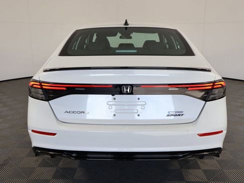 Used 2024 Honda Accord Sport image 5