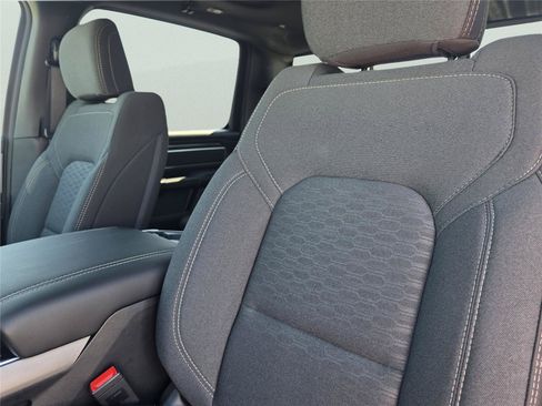 New 2026 RAM 1500 Big Horn AWD/4WD image 19
