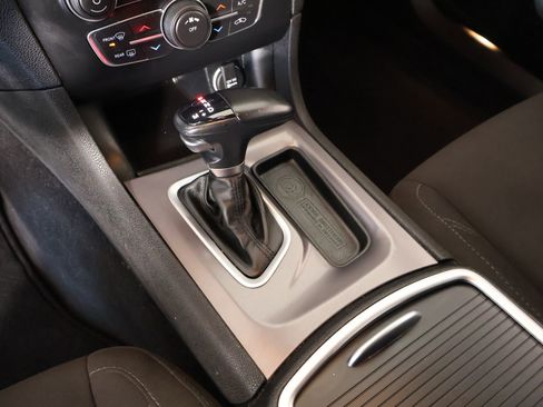 Used 2023 Dodge Charger SXT image 7