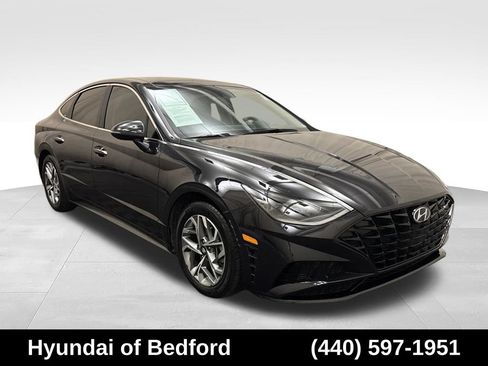Used 2023 Hyundai Sonata SEL w/ Convenience Package FWD image 3