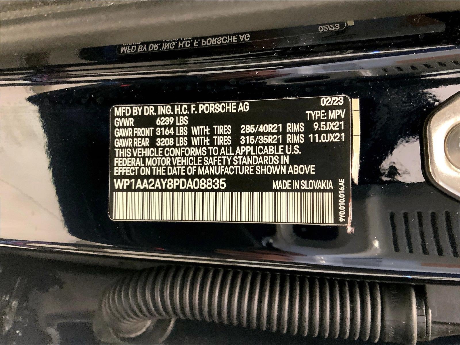 Certified 2023 Porsche Cayenne Platinum Edition AWD/4WD image 33
