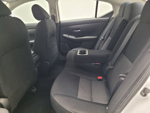 Used 2022 Nissan Sentra SV FWD image 18
