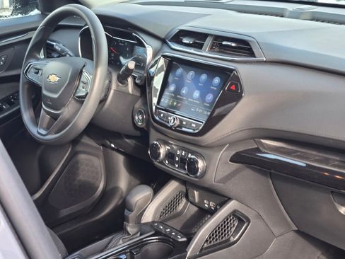 Certified 2023 Chevrolet TrailBlazer LT w/ Convenience Package image 7
