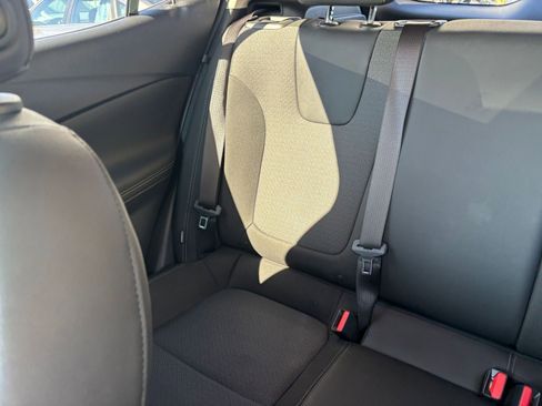 Used 2025 Buick Encore GX Preferred image 37