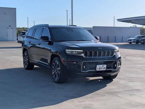 Used 2023 Jeep Grand Cherokee L Overland AWD/4WD image 7