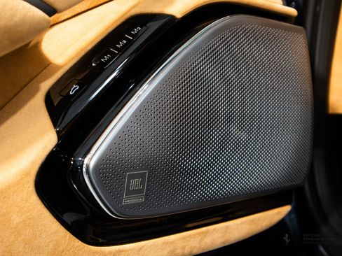 Used 2025 Ferrari Roma Spider RWD image 15