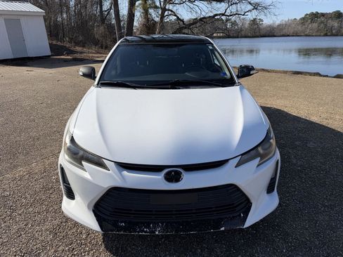 Used 2014 Scion tC image 14