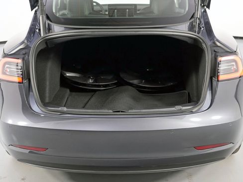 Used 2022 Tesla Model 3 Long Range image 9